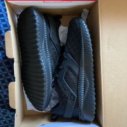 Brand new kids puma shoes