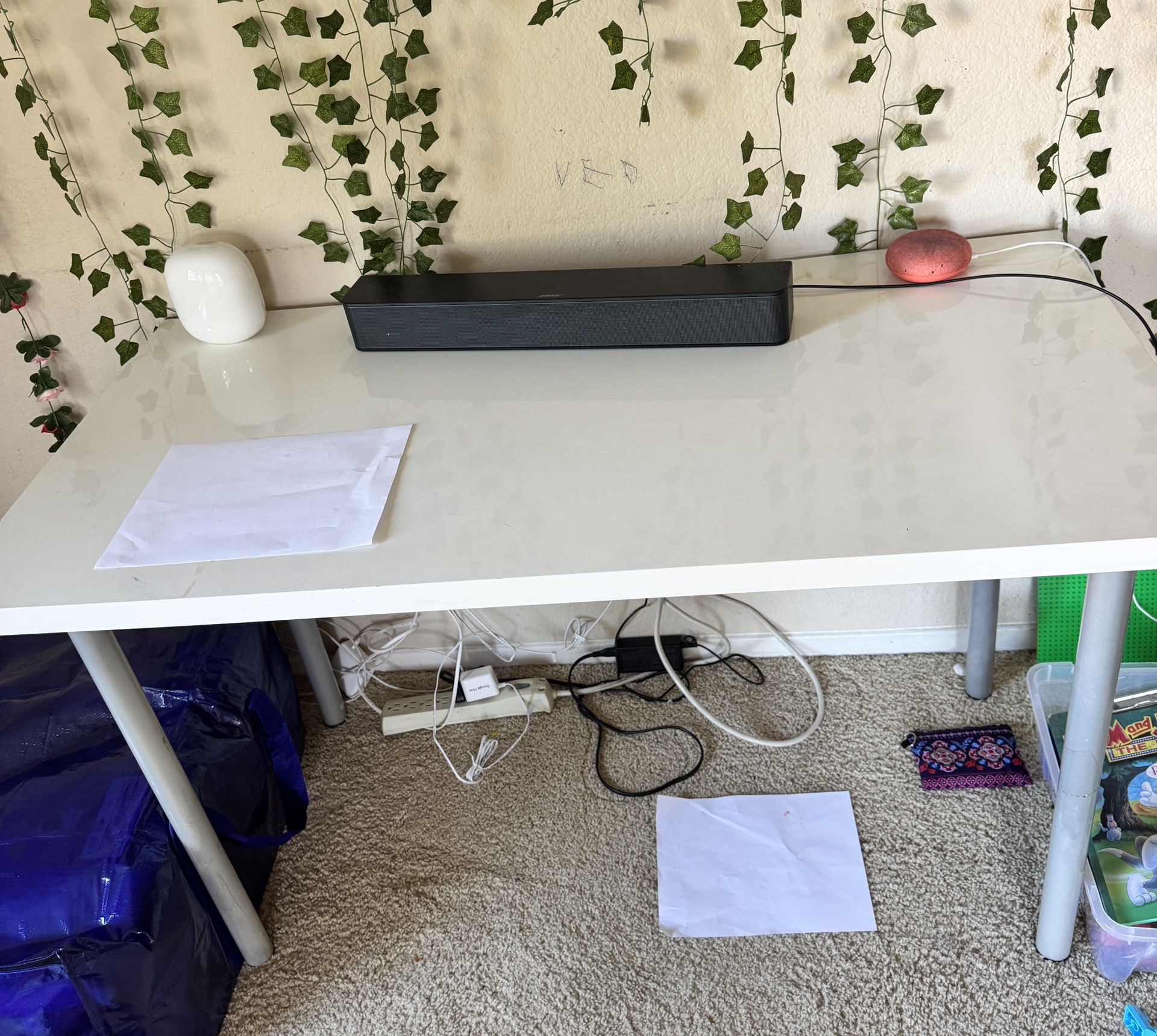 White Desk With Metal Legs