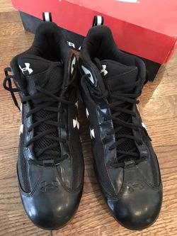 Under Armour Spikes - Size 14