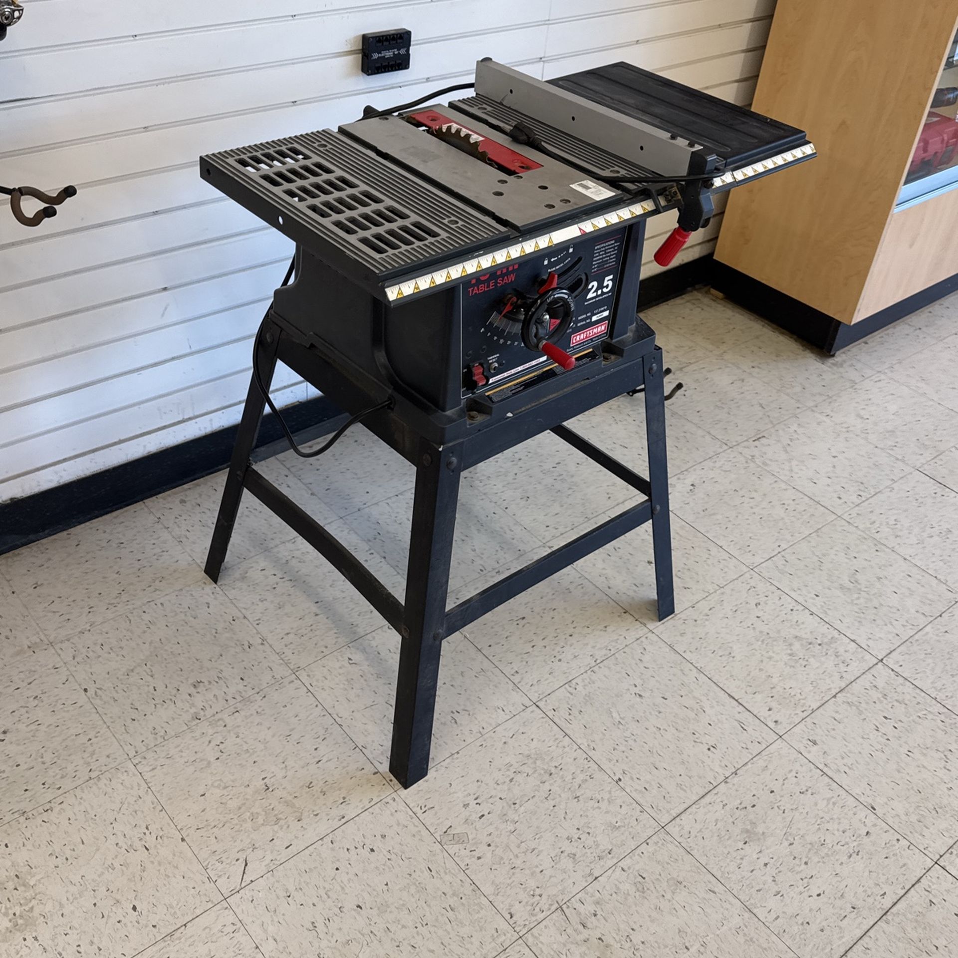 Crafts Man Table Saw