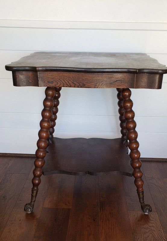 Tiger Oak (aka Quarter Sawn Oak) Table with Glass Feet -