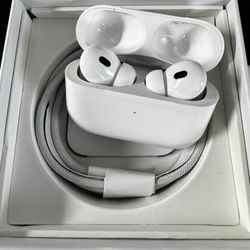 Slightly Used AirPod Pro 