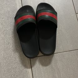 Gucci web slides