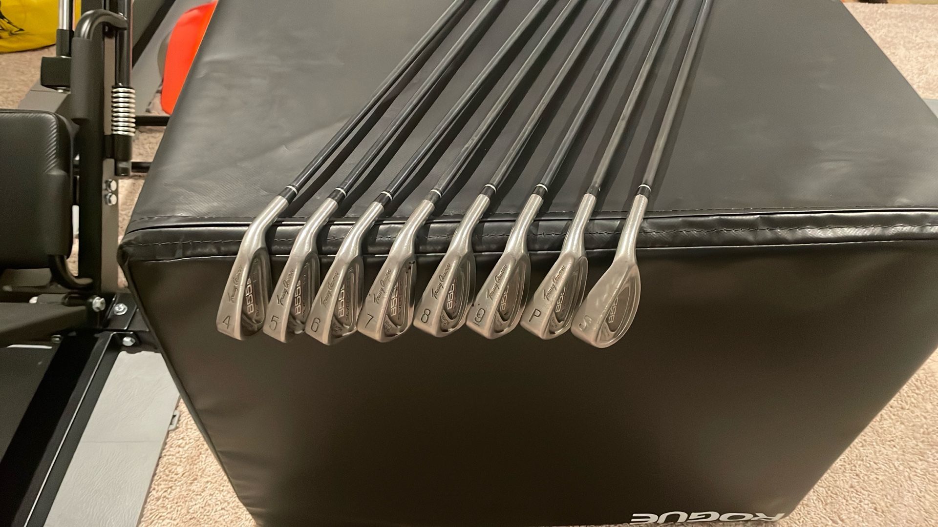Tommy Armour Golf 855s Silver Scot Iron Set RH