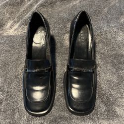 Authentic Gucci Loafers Size 7.5