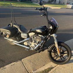 Harley Dyna Super Glide 2009 Black