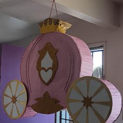 Princess Carriage Pinata 