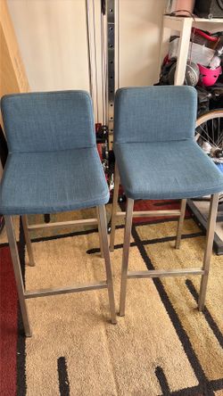 2 Set Stools