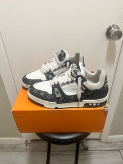 Louie Vuitton trainer sneakers