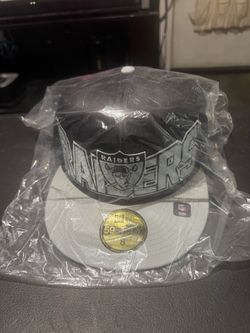 New Era 59Fifty Las Vegas Raiders Fitted Hat Size 8