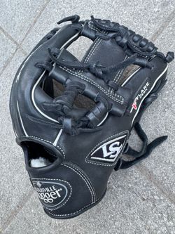 Louisville Slugger Flare Design Baseball Glove 11 1/4” In excellent condition have more equipment available