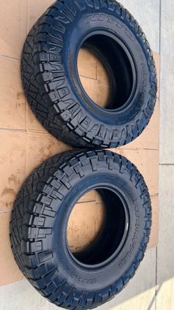 Nitto ridgegrappler 37x12.50 r17lt