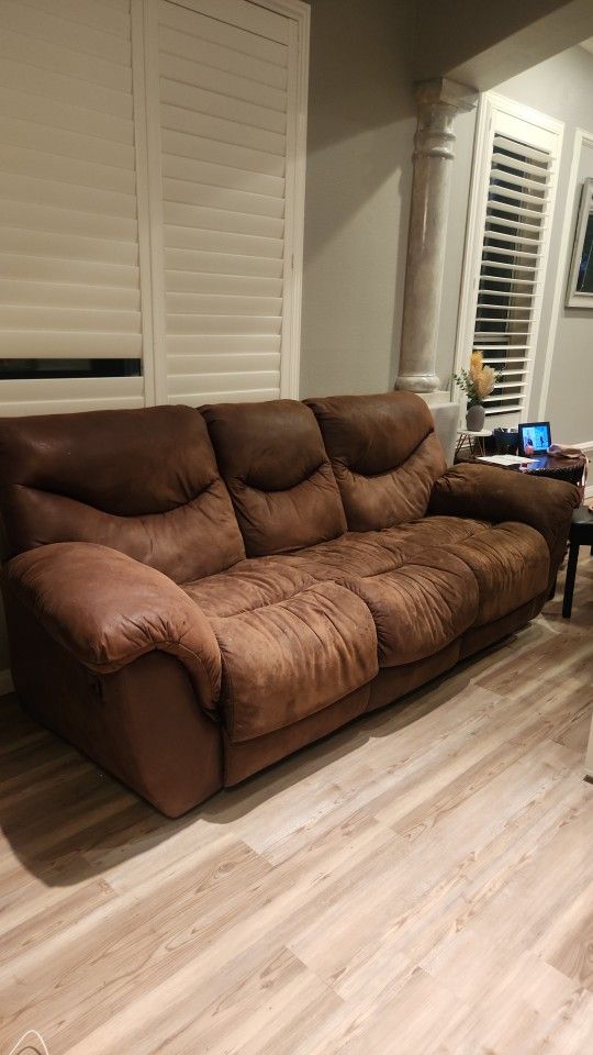 Free Sofa