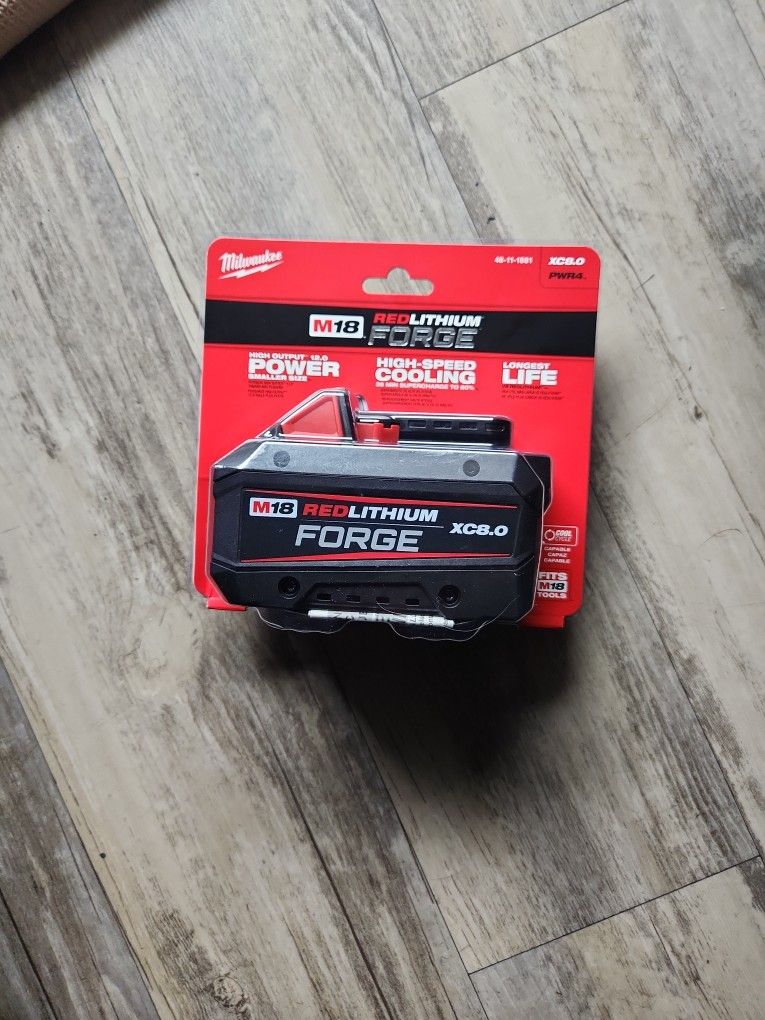 Milwaukee M18 BATTERY FORGE XC8.0