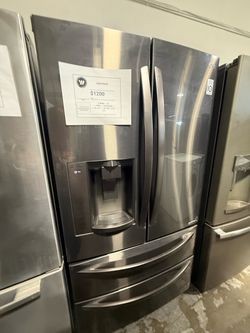 LG French Door Refrigerator with Ice Dispenser