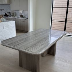 Beautiful 6 Seat Dining Table