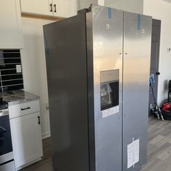 Fridge, Washer And Dryer For Sale