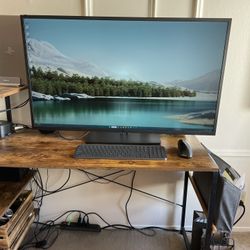 HP Z43 - Giant Computer Screen! Great For Artists