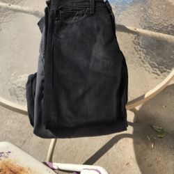Levi’s (Read Description)