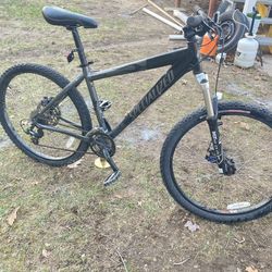 Specialized Hardrock Pro Mountain Bike 