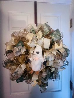 Golden Gnome Wreath