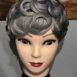 Synthetic Blend Grey Curly Short Wig