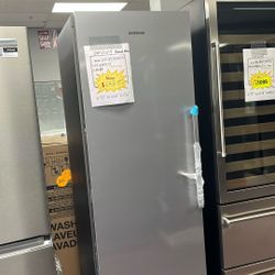 Freezer And Refrigerator Convertible 24” In New 1 Year Warranty 