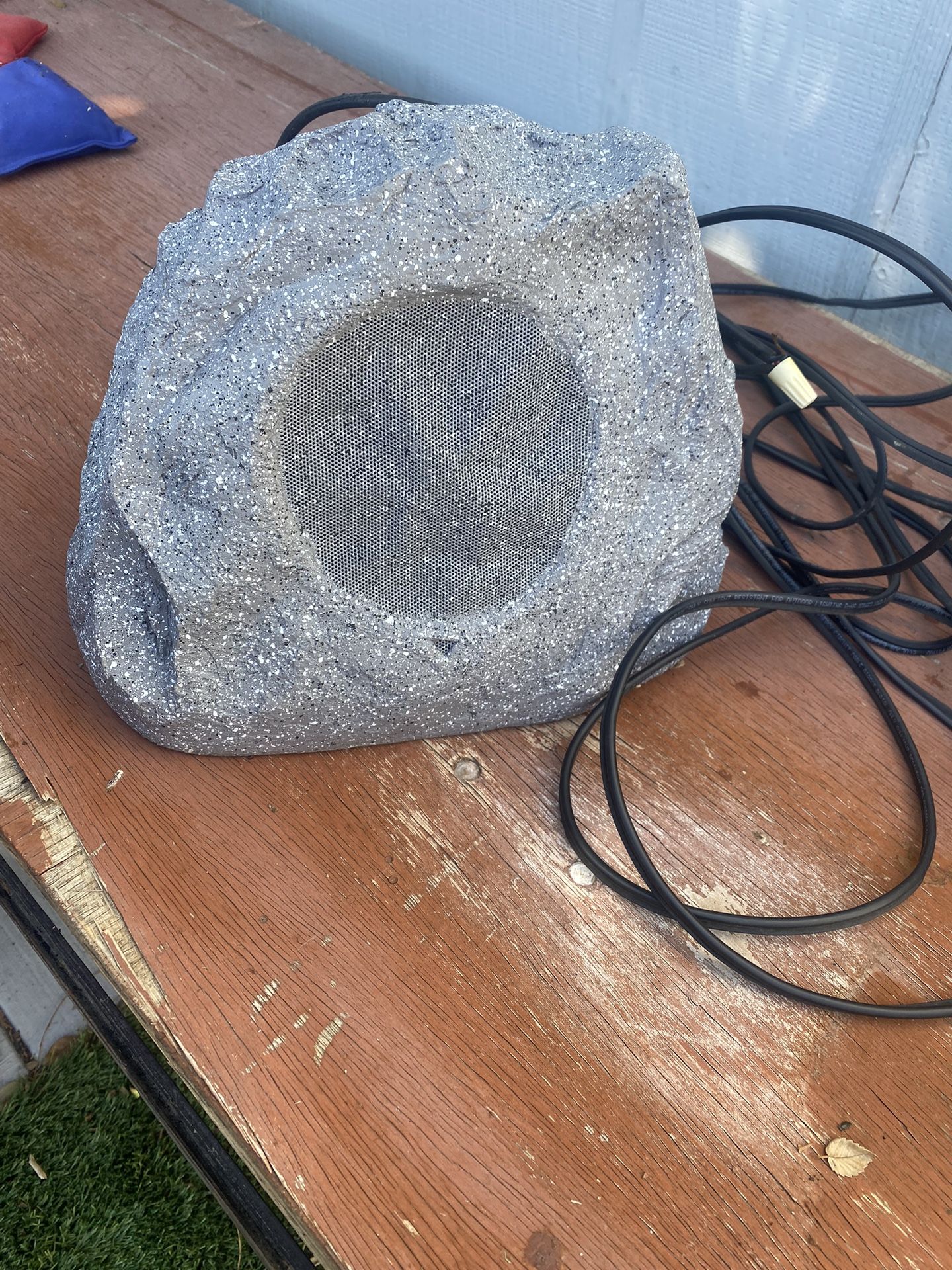 Out Door Wired Rock Speakers 