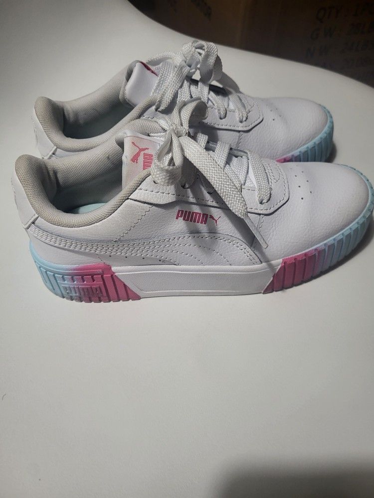Puma
Little Girls Carina Fade Casual Sneakers
