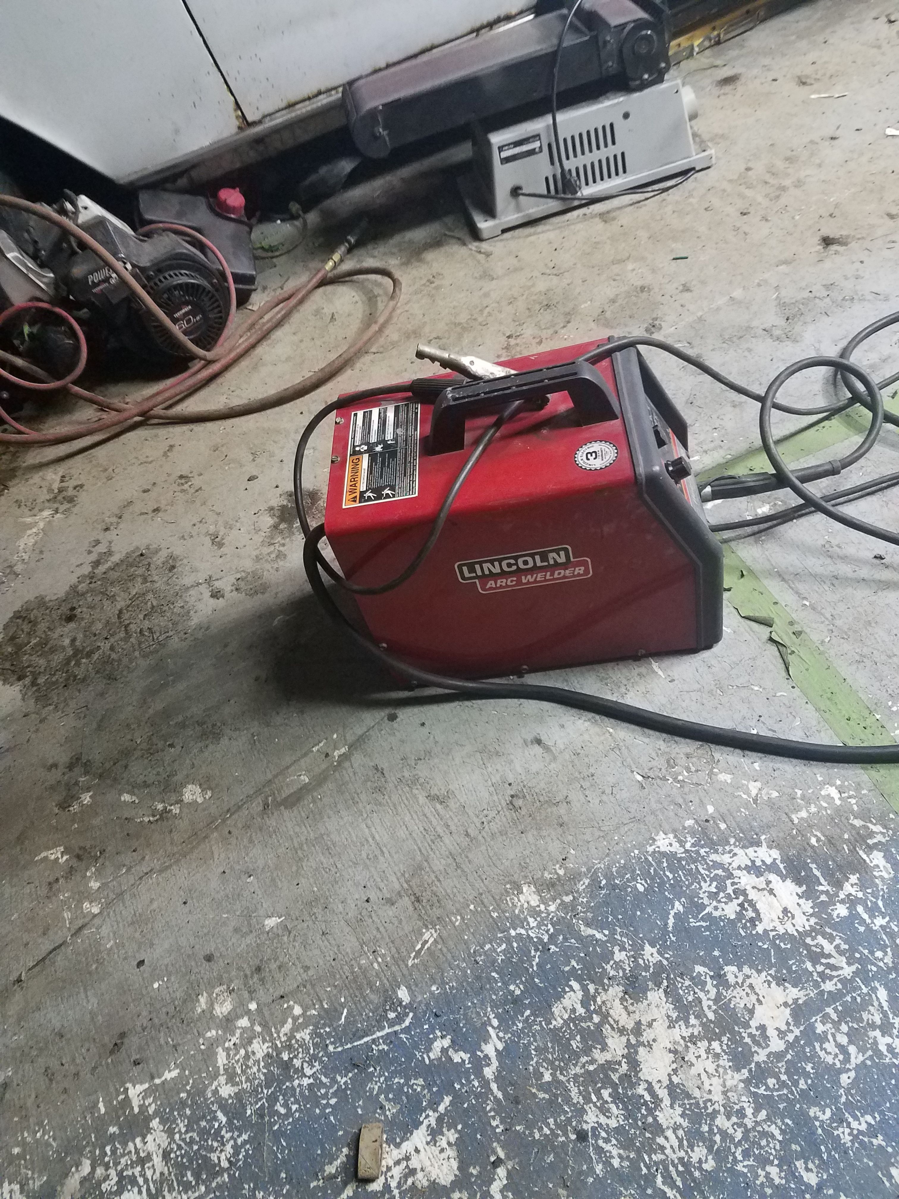 Lincoln Weld Pak 155 MIG welder for Sale in Seattle, WA OfferUp