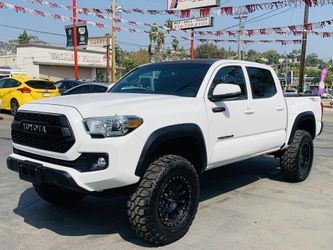 TACOMA WHEELS & TIRES & LIFT