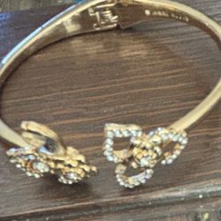 Anne Klein Gold tone Bracelet