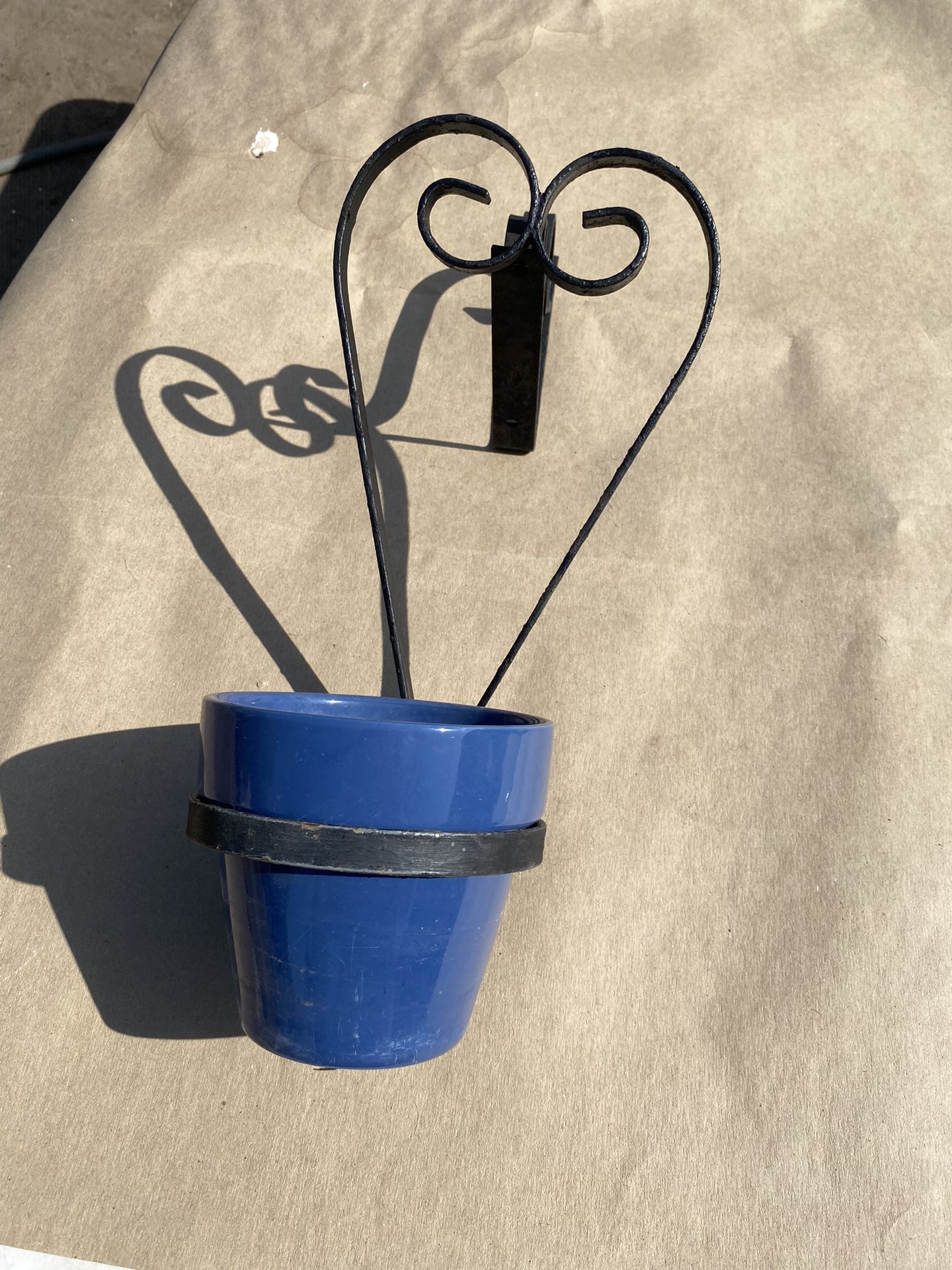 Flower Pot Hangers & Pot