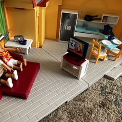 Playmobil “Take Along” House And School Bus