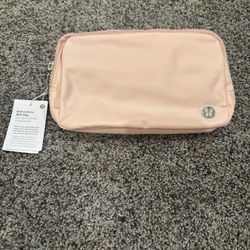 Brand New Lulu Lemon Belt Bag Pink