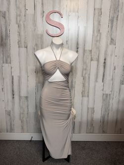Forever 21 Beige Ruched Halter Maxi Dress  Cutout Front  Bodycon Sexy Evening Dress NWT