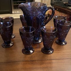 Vintage Purple Pitcher And 8 Glasses 