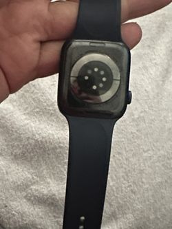 Series 6 Apple Watch Carrier Included