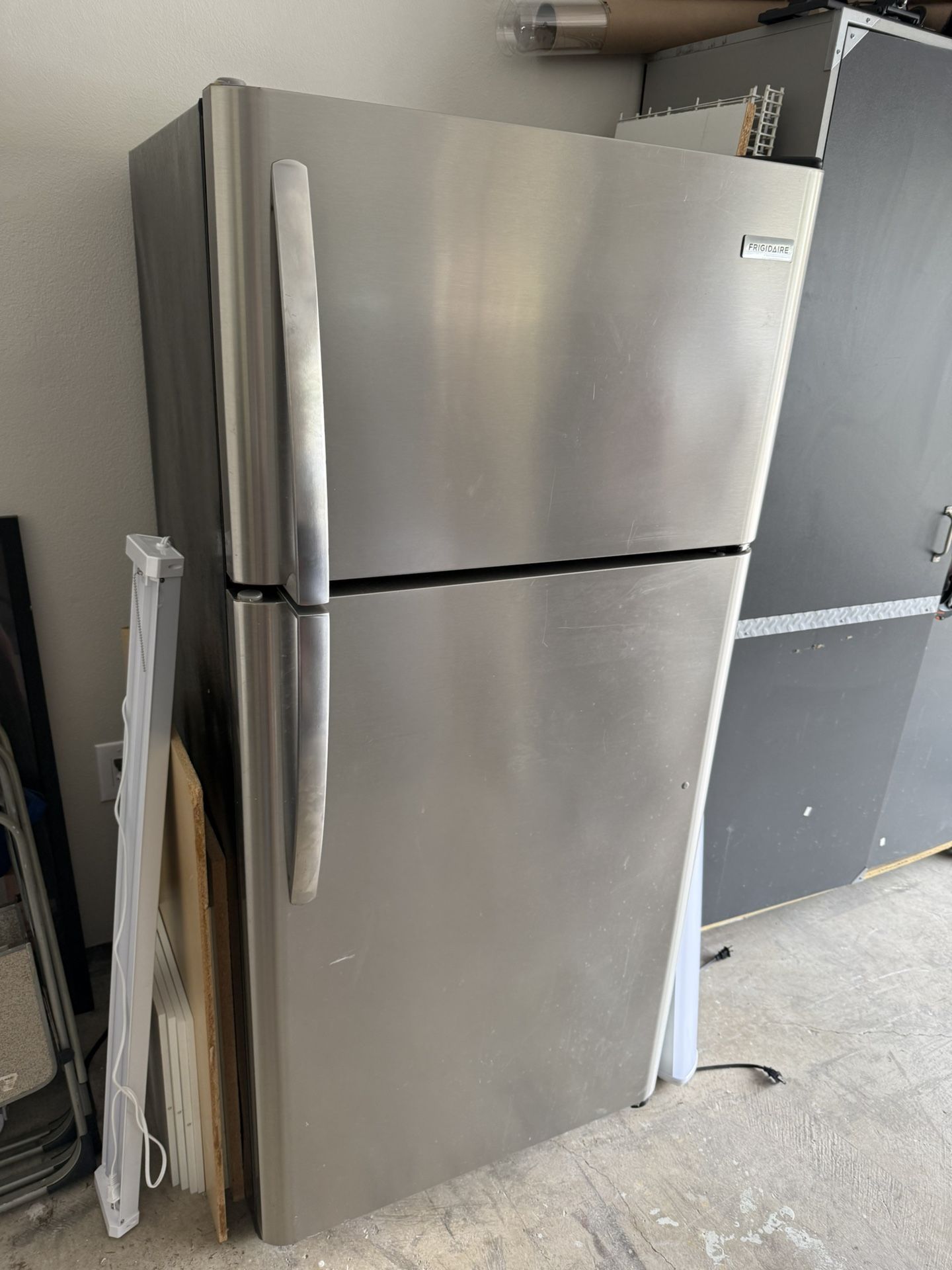 Fridge - FREE - Broken But Needs A New Part