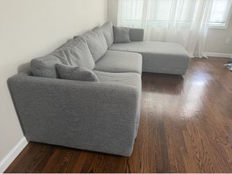 Sectional couch