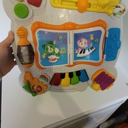 English/Spanish Leap Frog Learning Table