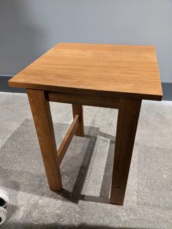 Mini Table. End Table