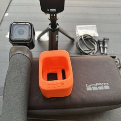 GoPro Camera Sessions Hero4 Bundle