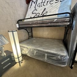 Twin Over Full Bunk bed 