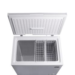 Vendo Nevera 7.0  Nueva En Caja 200 OBO?