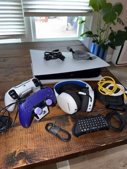 PS5 Bundle w/ 2 controllers & accessories