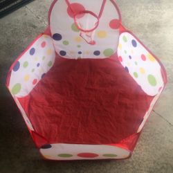 Baby Ball Pit With Hoop