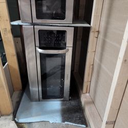 30" Frigidaire Microwave 