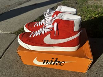 Blazer Mid
