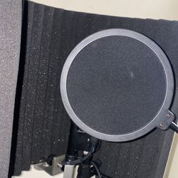 Studio Equipment (Microphone, Pop Filter, Stand, Portable Booth, Interface) 
